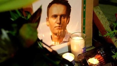Стало известно, кто распоряжается телом погибшего в пыточной колонии Навального
